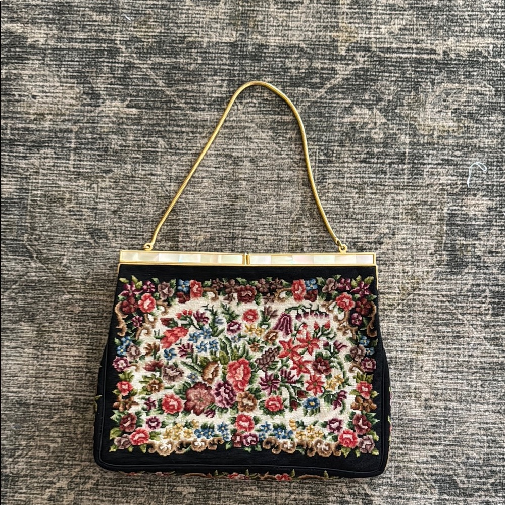 Vintage Floral Embroidered Handbag